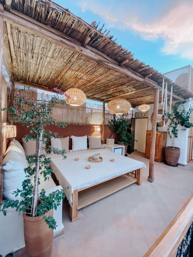 Riad Nanou - Private Riad With Pool & Rooftop マラケシュ エクステリア 写真