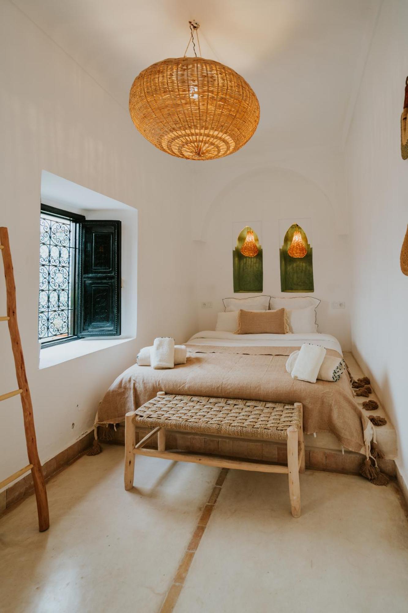 Riad Nanou - Private Riad With Pool & Rooftop マラケシュ エクステリア 写真
