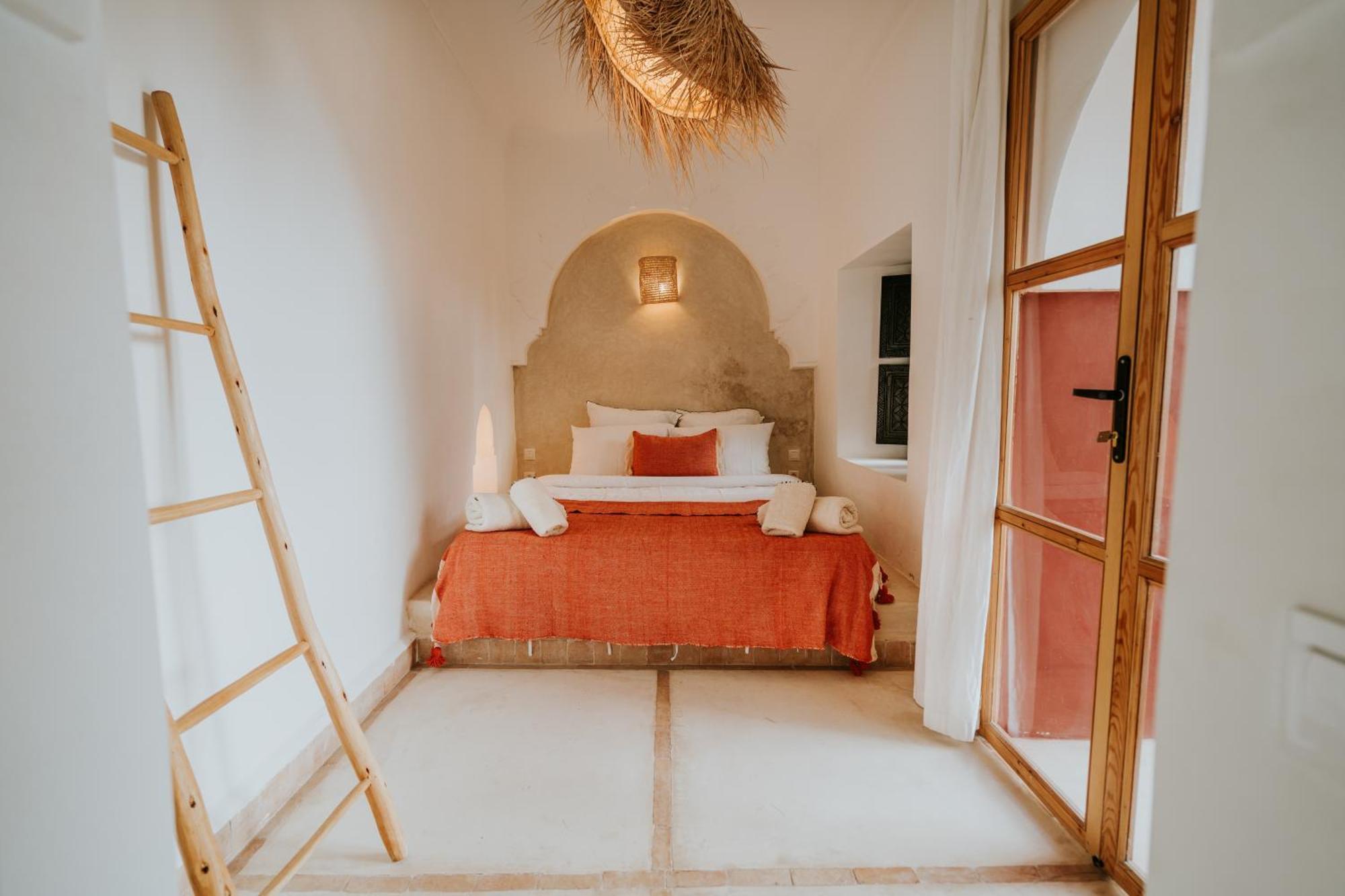Riad Nanou - Private Riad With Pool & Rooftop マラケシュ エクステリア 写真