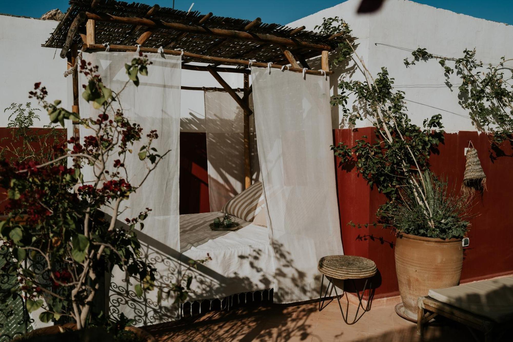 Riad Nanou - Private Riad With Pool & Rooftop マラケシュ エクステリア 写真
